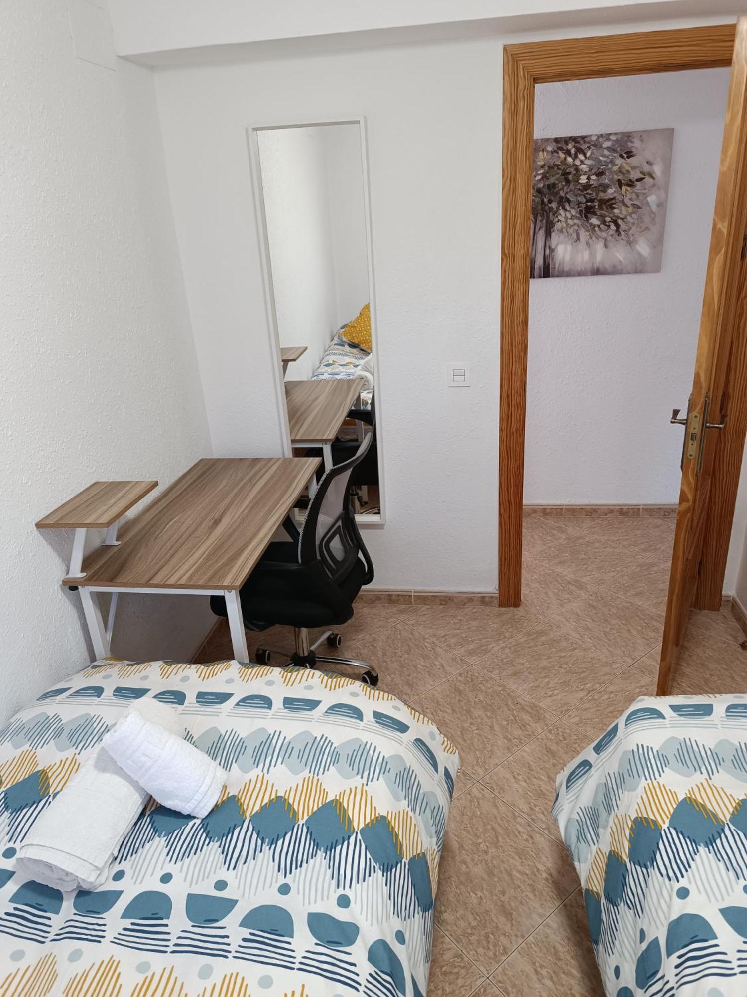 Velazquez Apartment *